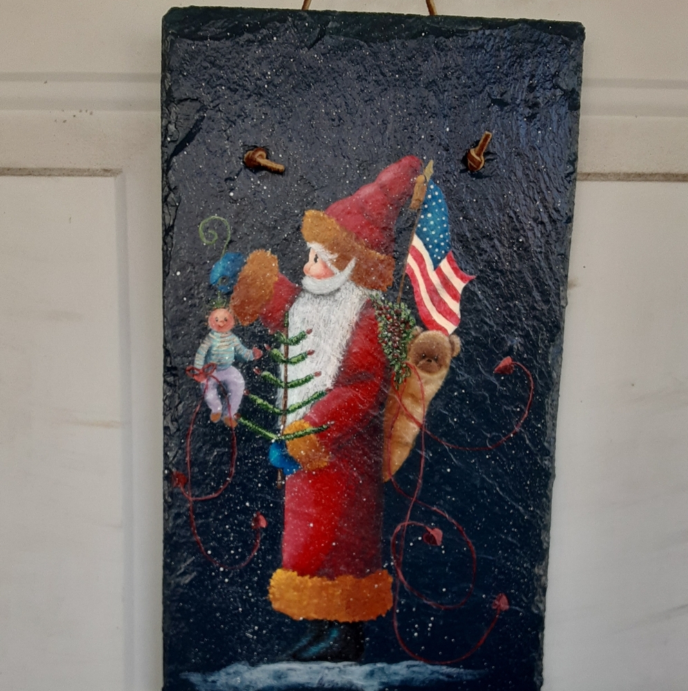 Festive Slate Santa Wall /Door Hanging with American Flag, Tree & Toybag of Toys